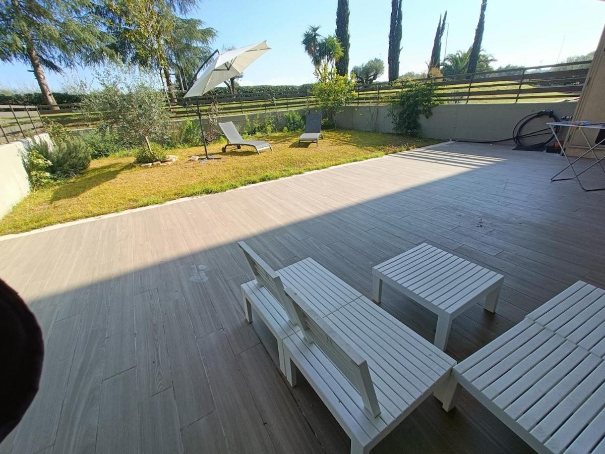 Roberta And Luca Cozy With Garden, Terrace And Pool Apartment Rome